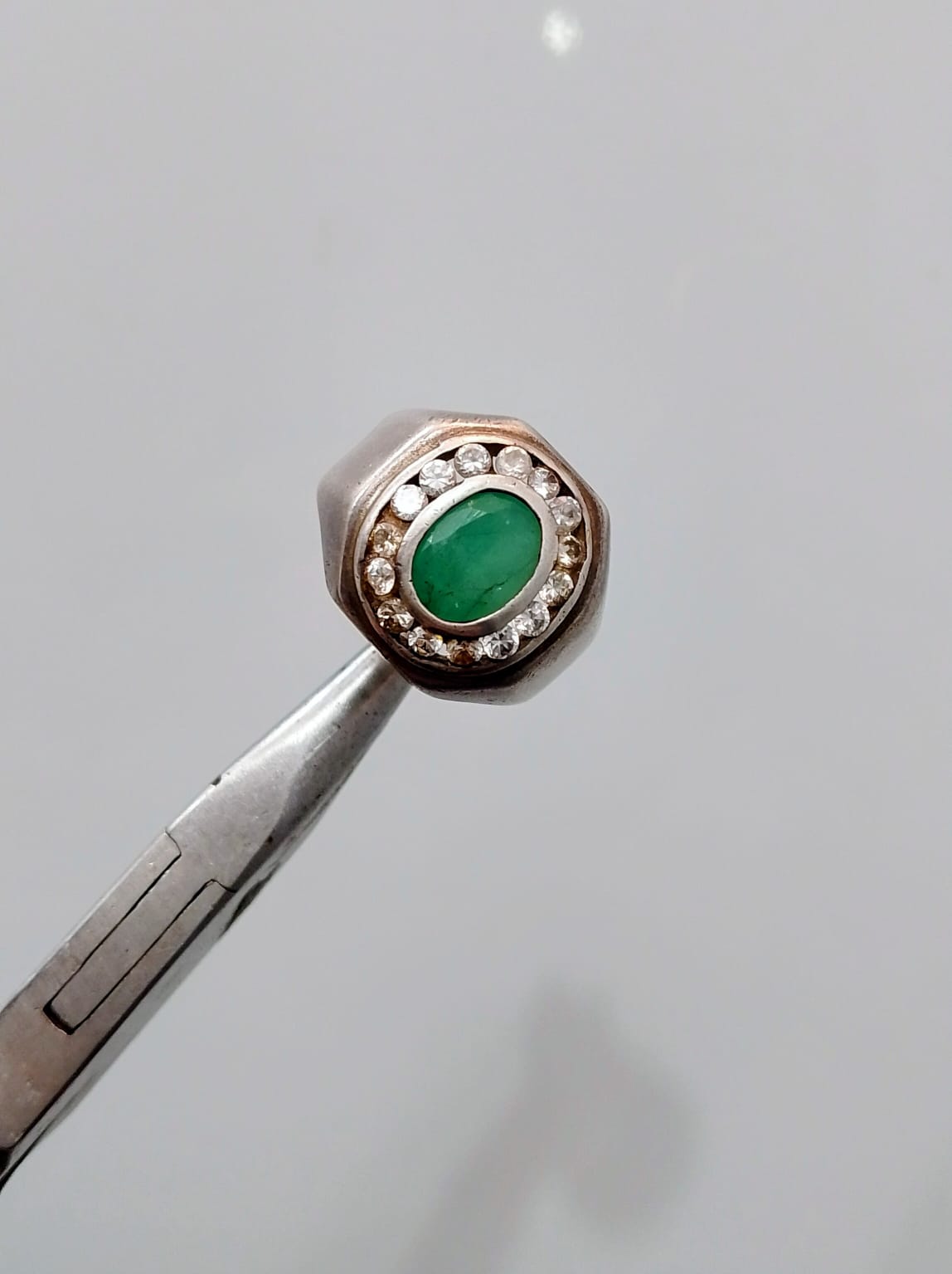 Elegant 3.00 Carat Panjshir Emerald - Image 6