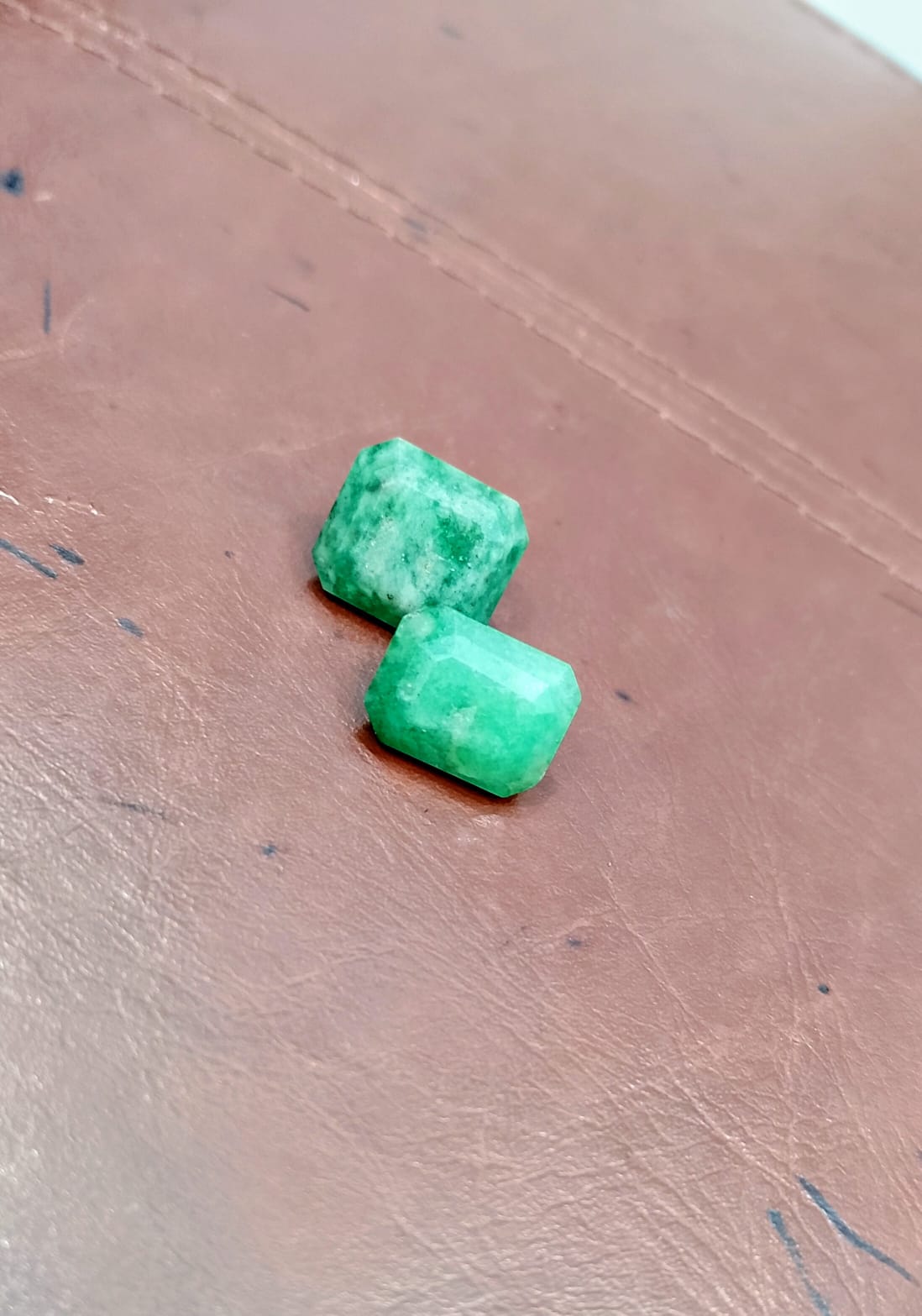 Pair of Natural Swat Emeralds - Image 6