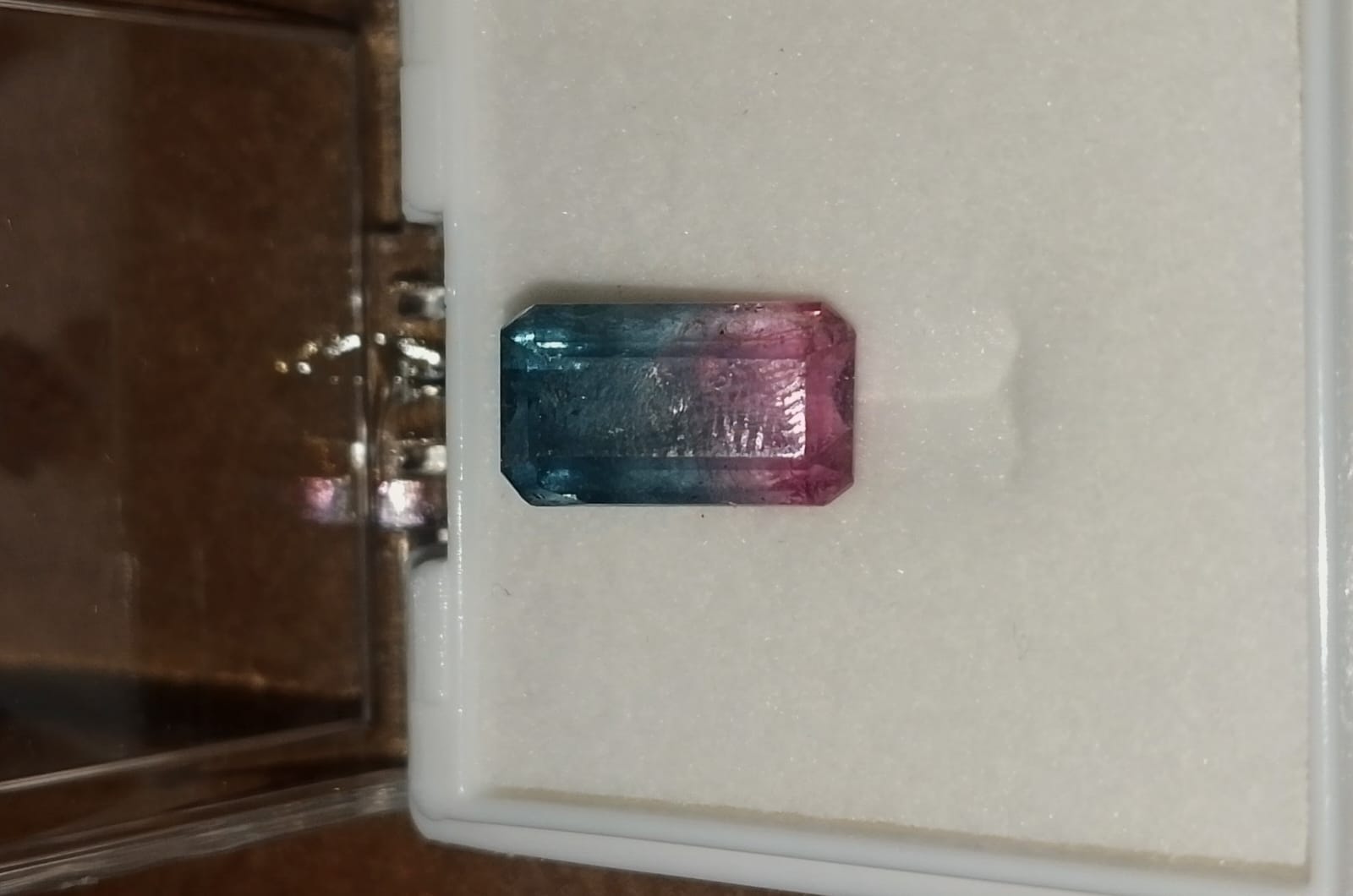 Beautiful 6.5 Ct Natural Bi-Color Tourmaline - Image 6