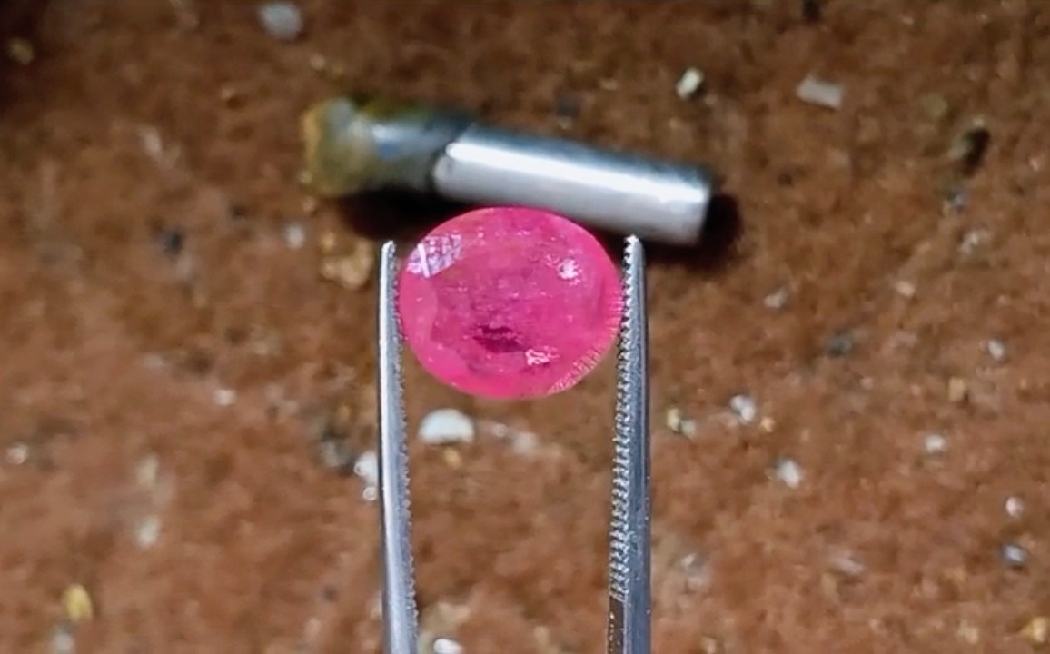 Stunning Natural Afghanistan Ruby 4+ Ct - Image 5