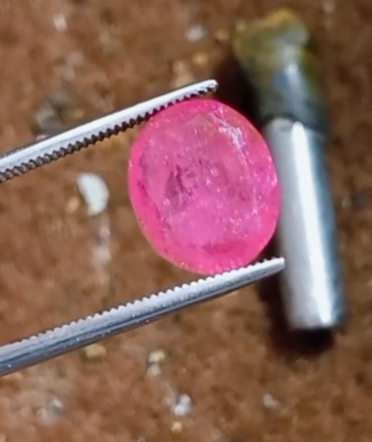 Stunning Natural Afghanistan Ruby 4+ Ct - Image 2