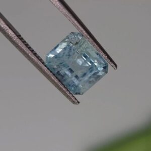 Elegant 2 Ct Natural Aquamarine