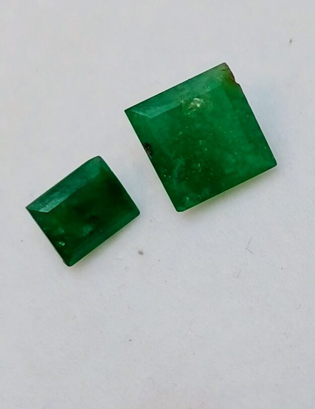 Elegant Pair of 3.5 Ct Natural Swat Emerald