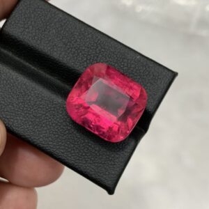 Rubilite tourmaline