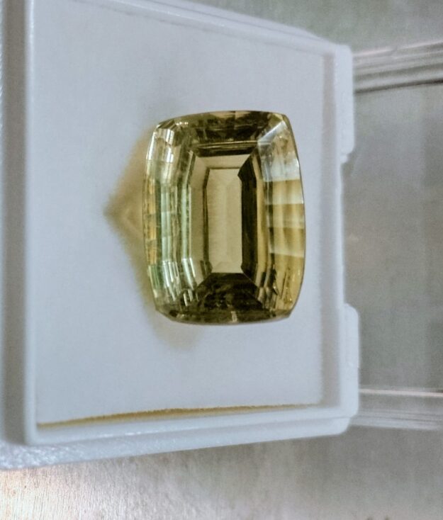 Stunning 16+ Ct Lemon Quartz