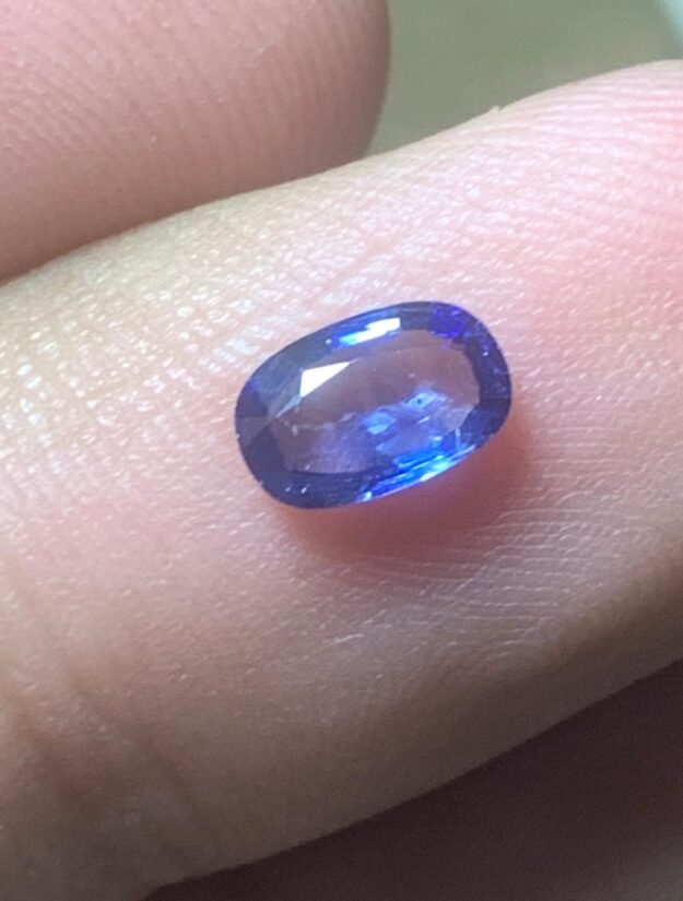 Sri Lankan Blue Sapphire 2.10 carat - Image 6