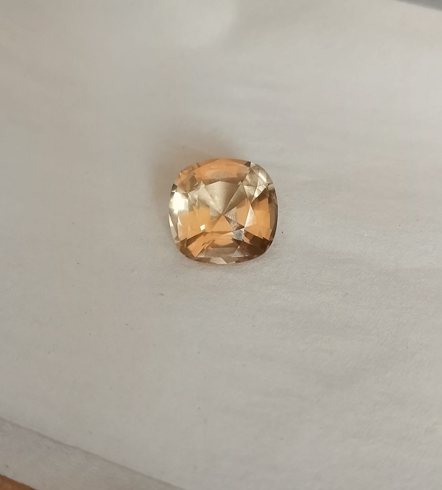 Magnificent 15 Ct Natural Katlang Topaz - Image 4