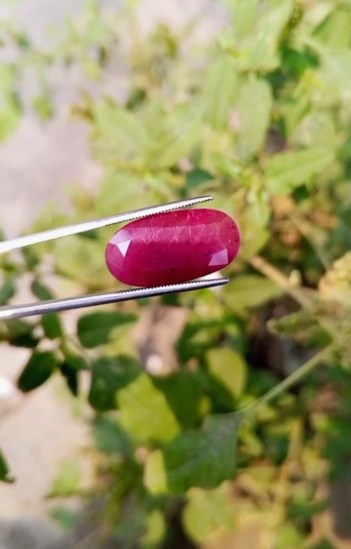 Exceptional Natural Mozambique Ruby - Image 2