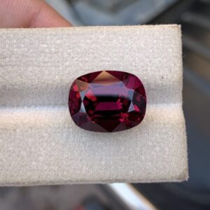 Royal purple-red elahera umbalite Garnet