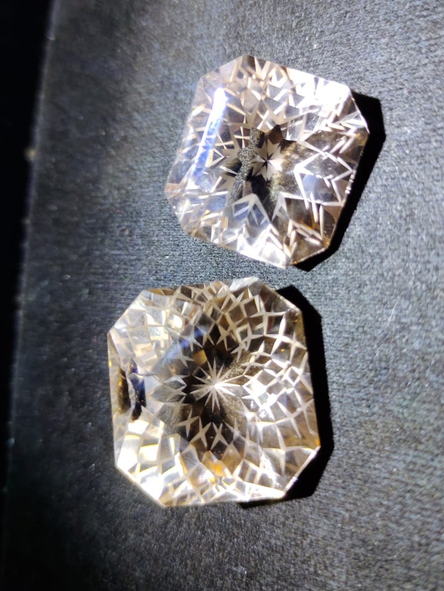 Natural Pakistani Topaz from Skardu - Image 2