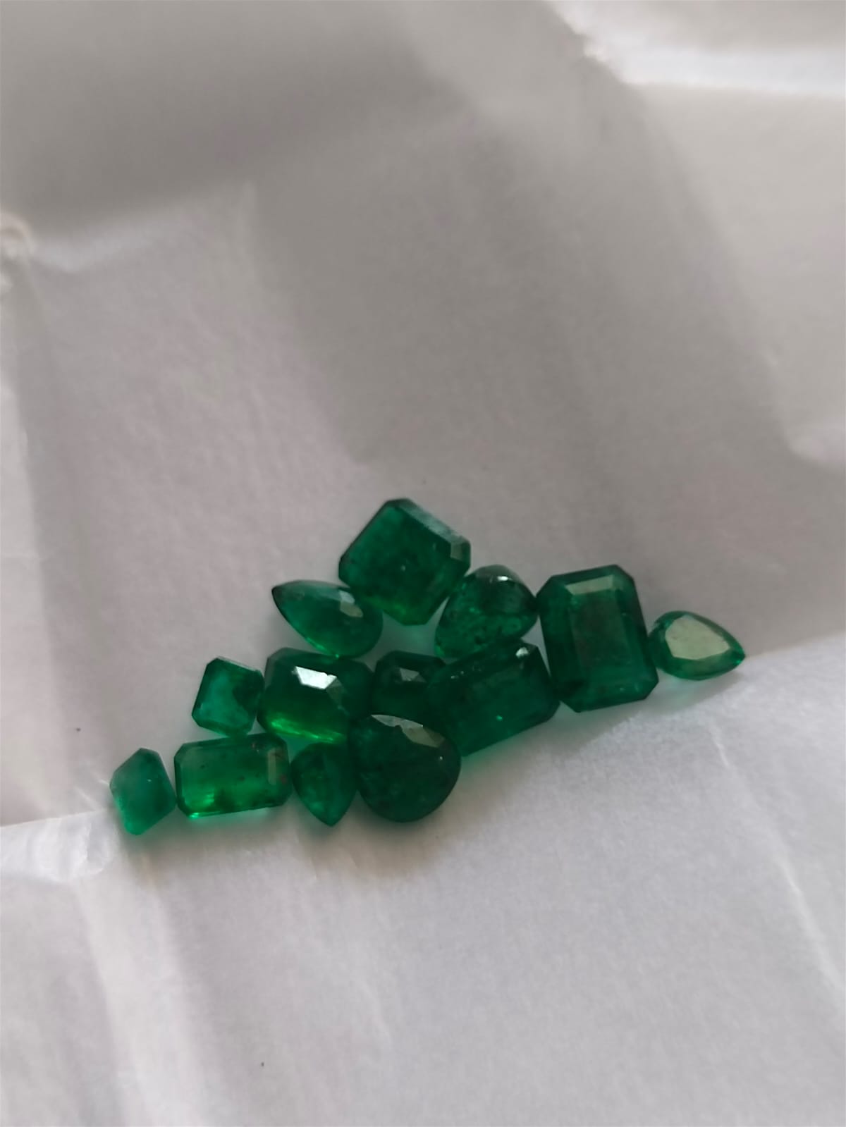 Natural Swat Emerald Parcel - Image 3