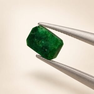3.5 Ct Natural Swat Emerald .Premium Pakistani Zamurd – Rich Green Color